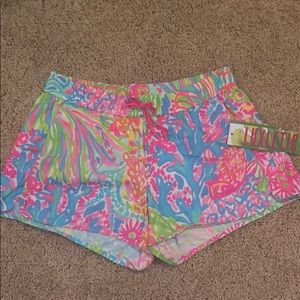 Lilly Pulitzer Run Around Short (size: XS)